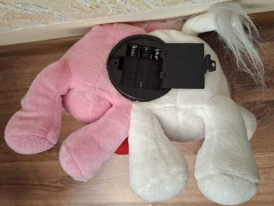 Maskotka, pluszak, dwa słoniki złączone trąbami z muzyką, 31 cm