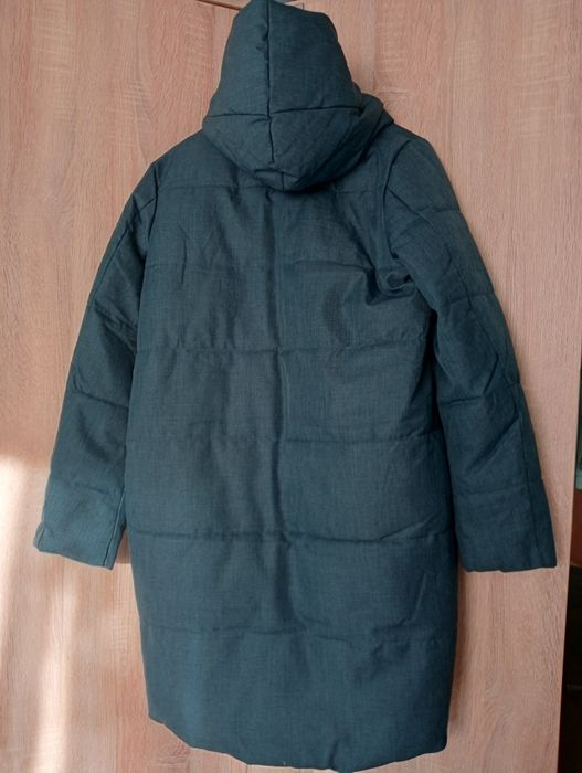 Pikowany płaszcz Reserved r 36