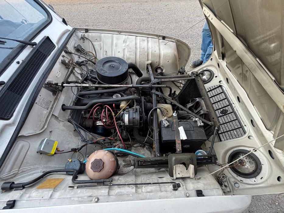 Renault 4L  como nova!!
