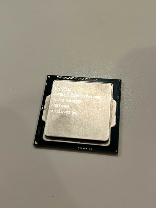PCパーツ i7-4790k Intel i7-4790K 4.00GHz 8MB BOX - Procesory Intel Core i7