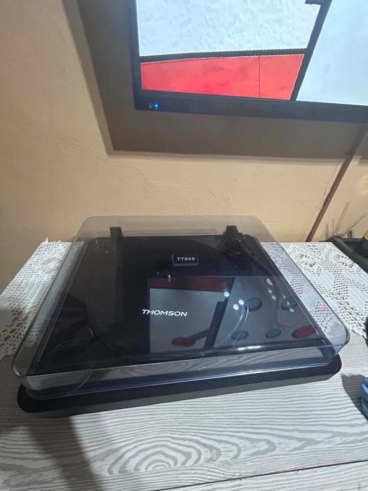 Gramofon Thomson TT650BT