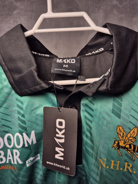 Футболка чоловіка MKO