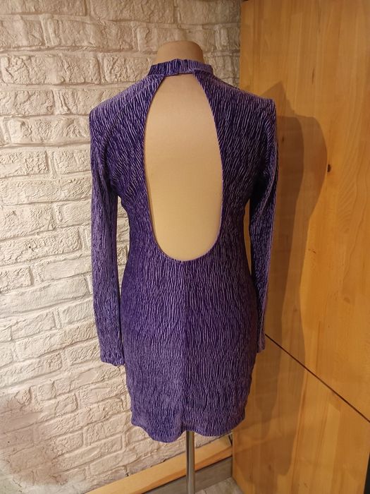 Sukienka welurowa elastyczna odkryte plecy H&M r M 38