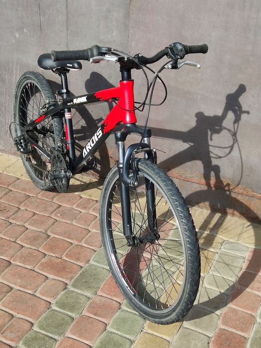 Легкий велосипед 24 колеса