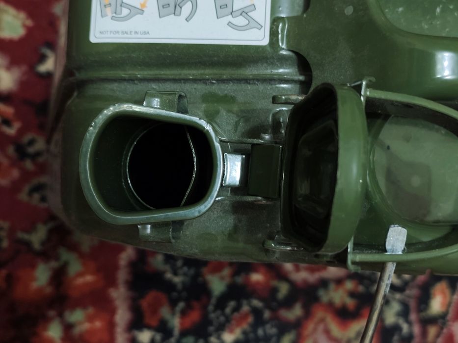 Каністра стальна 20 літрів нова