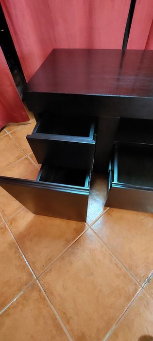 Móvel de TV com arrumação