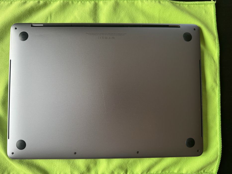MacBook Pro 13 2018 A1989 TouchBar