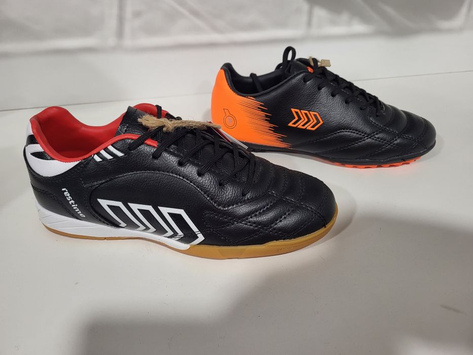 Спортивне взуття