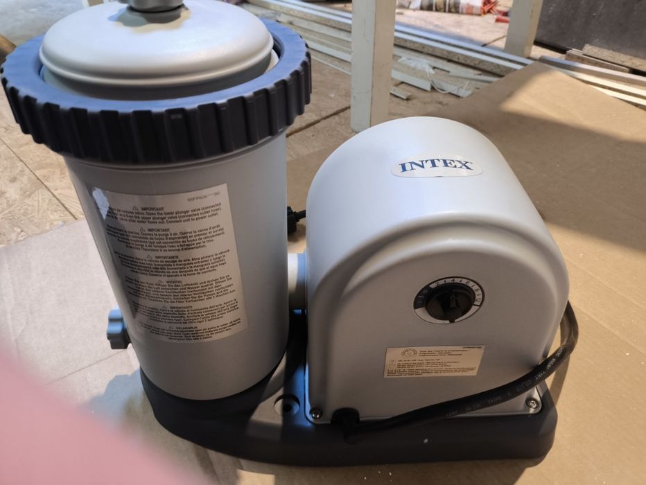 Pompa filtrująca do basenu  INTEX C1500