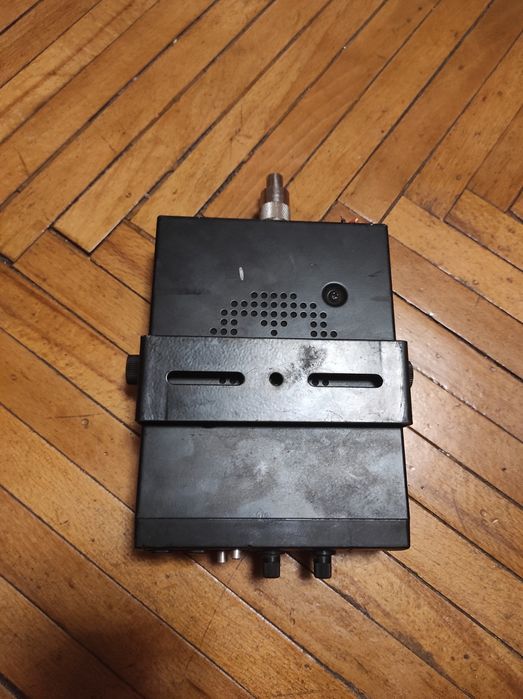 Радиостанция Midland Alan 100 Plus.