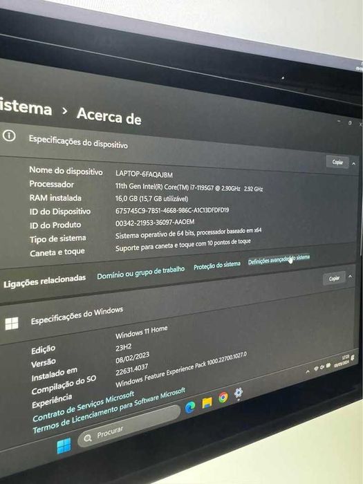 Portátil Asus Zenbook Duo i7 - 2 ecrãs - 16 GB RAM - 1 TB SSD