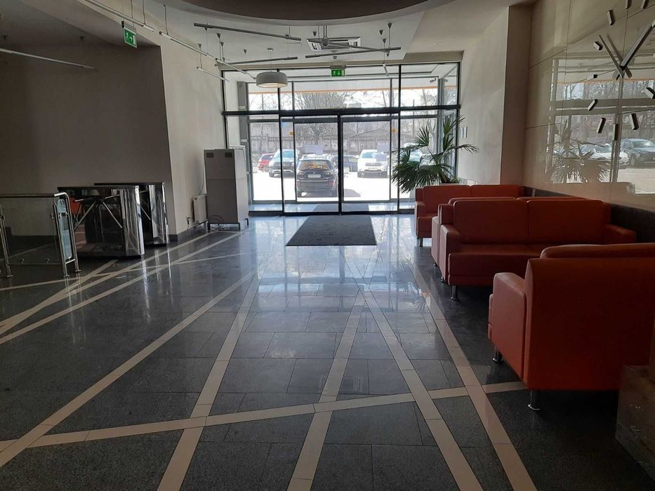 Оренда Офісу з новим ремонтом, метро Берестейська, 27 м2, БЦ Гліос