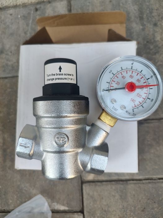 Reduktor cisnienia z manometrem 1/2 DN15, 1-6 bar z filtr stal nierdzewna