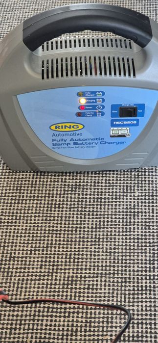 Carregador auto/moto