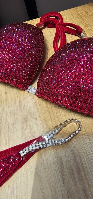 Strój na zawody sylwetkowe kat. Bikini federacja NPC