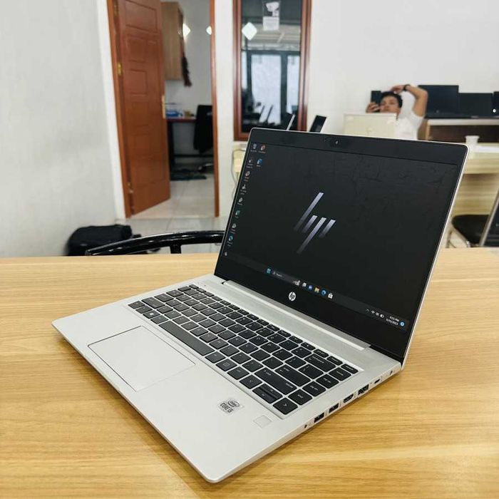 HP ProBook 440 G7 | I5-10210U | 512GB SSD NVMe M.2 | Uma Bomba | 14"