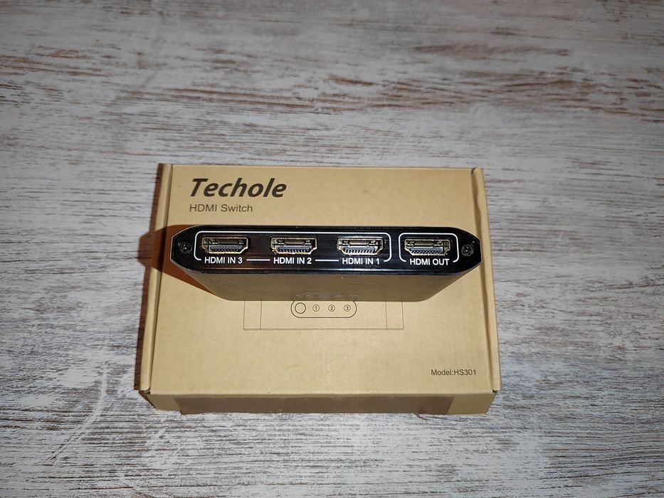 Selling HDMI 3x1 Switch64740296638465121