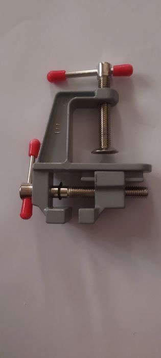 MINI TORNO DE MESA OURIVES NOVO. VEJAM FOTOS.EM DURO alumínio.