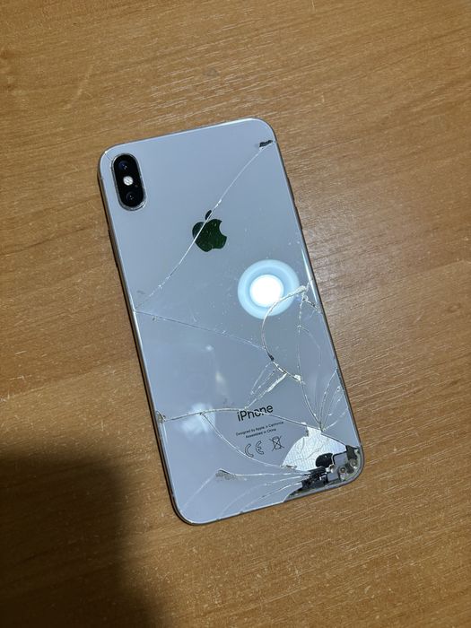 iPhone Xs Max 64 gb