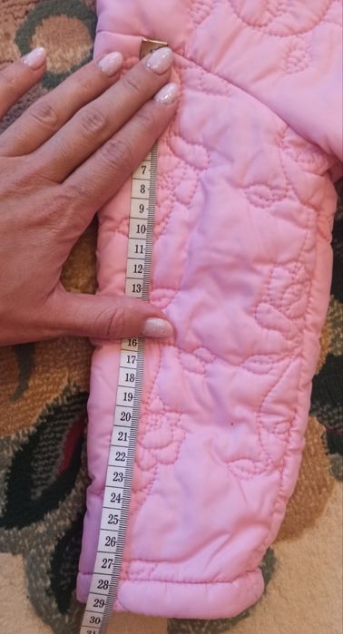 Демісезонна куртка на дівчинку та шапка