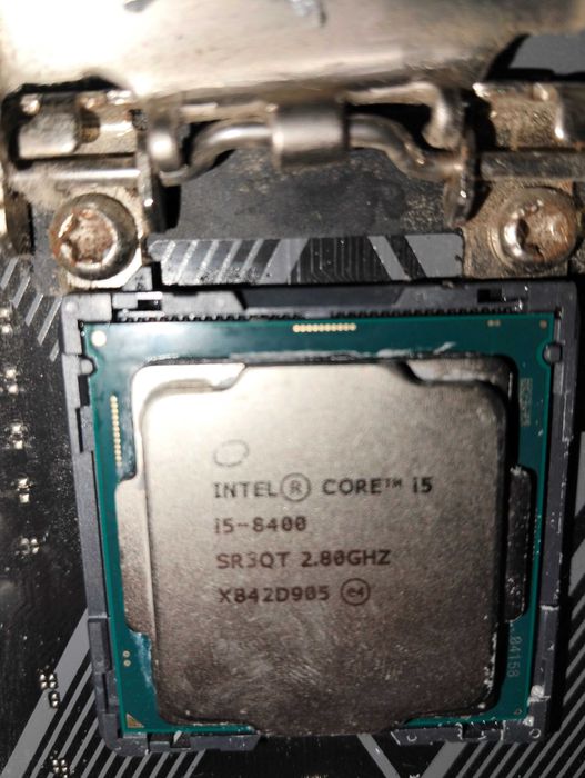Intel i5 8400 6-core
