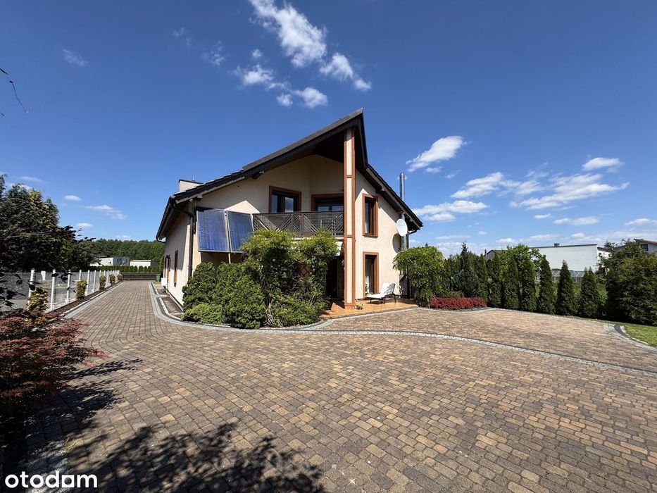 Wejdź i zamieszkaj. Uff... Jestem u siebie.