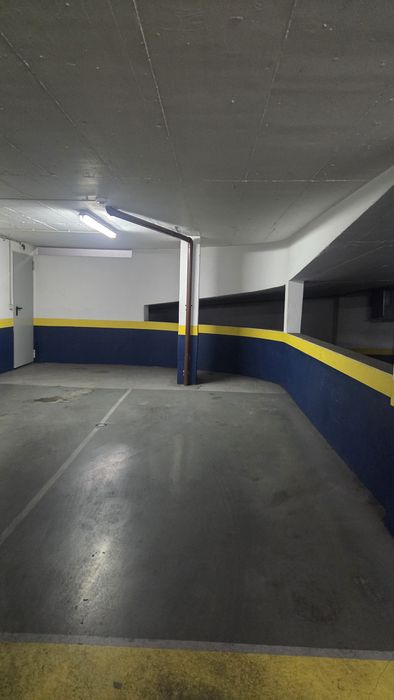 Alugo lugar de Garagem/total segurança