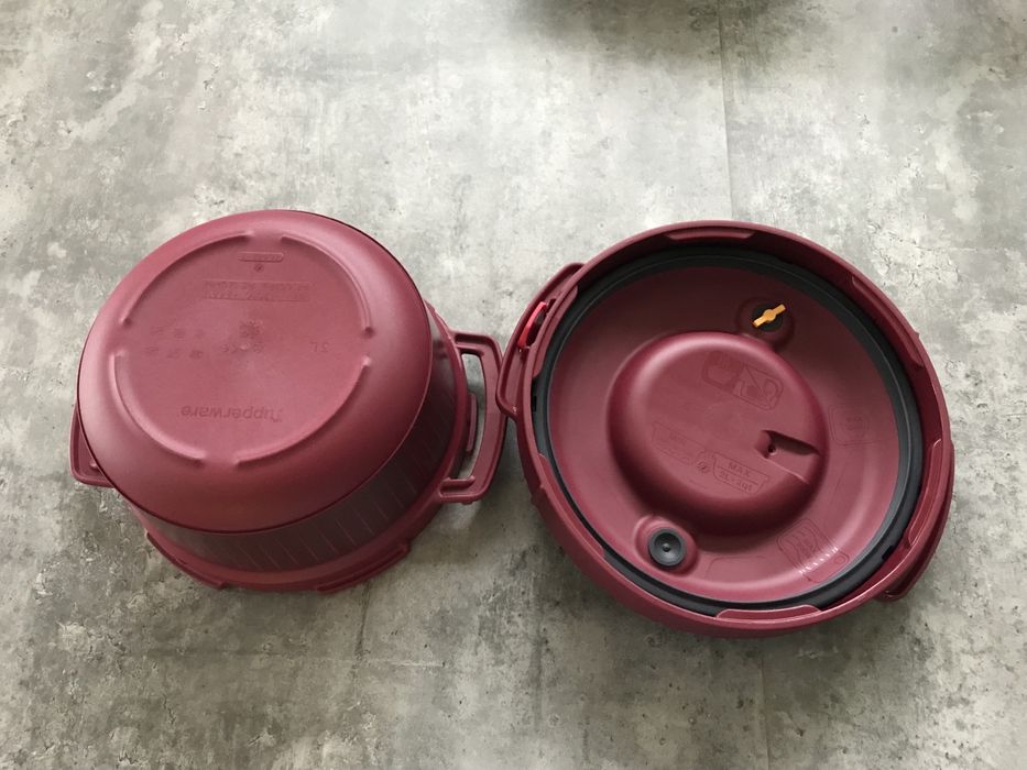 Panela Pressão Tupperware c/livro receitas (Nova)