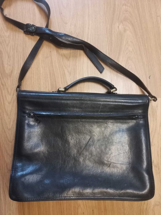 Мужской кожаный портфель La Moda.
