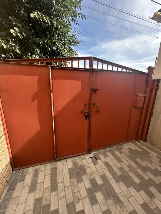 Продам розпашні ворота з хвірткою