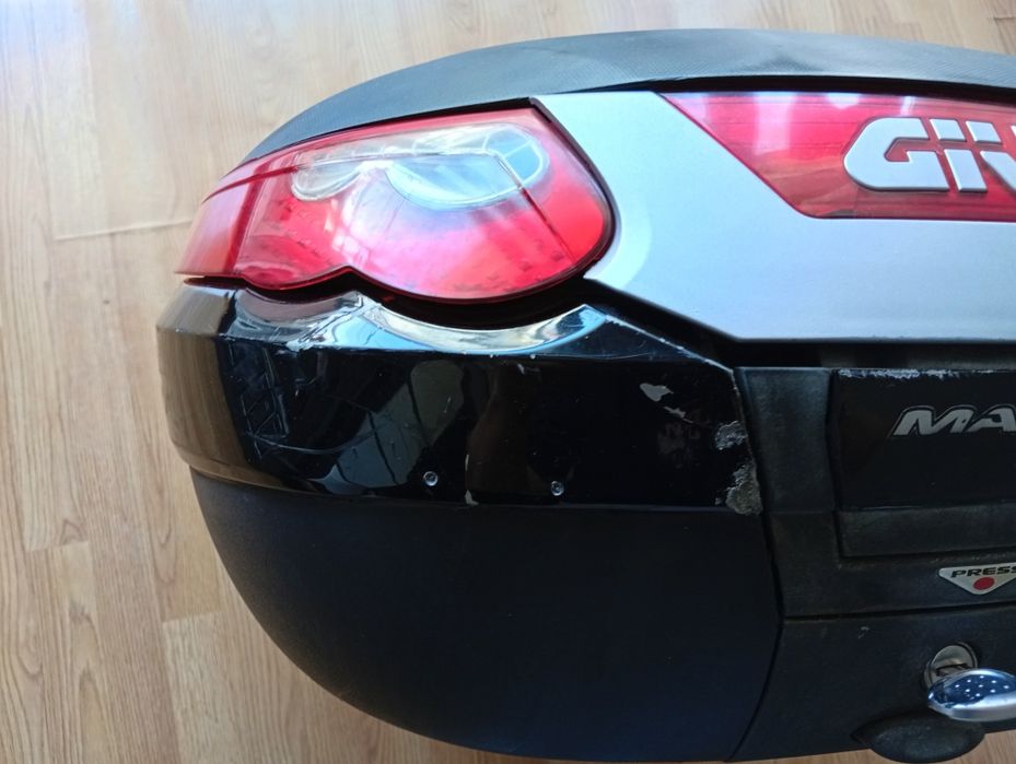 Top Case Givi Maxia E55 Monokey com Base