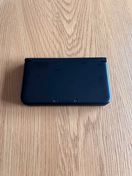 Nintendo 3DS XL Preta com 100+ Jogos
