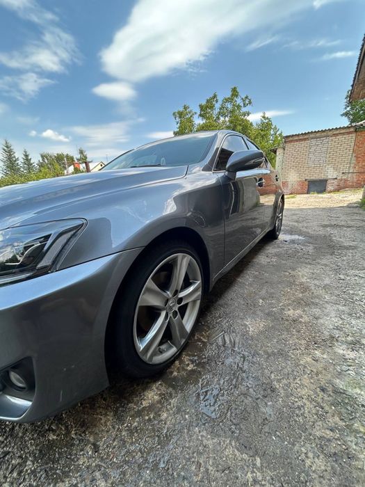 Lexus IS250 2012 г.в.