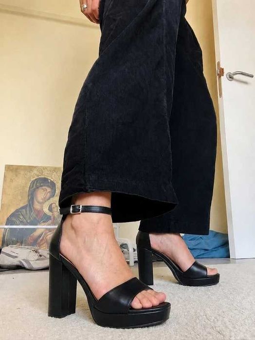 sandałki na obcasie buty deezee