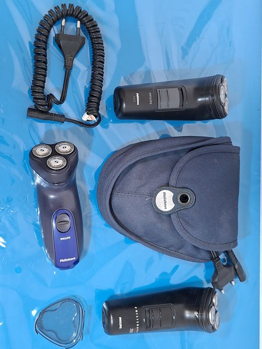 Maquinas de Barbear Philips  Philishave / Três maquinas com bolsa