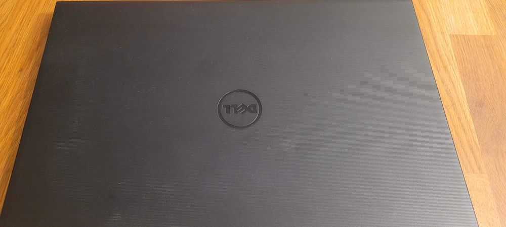 Dell Vostro 3558 i3-5005u 4GB