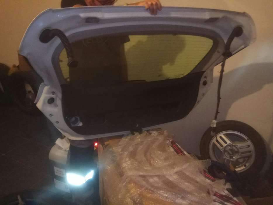 Opel Astra j | Porta / Mala da bagageira