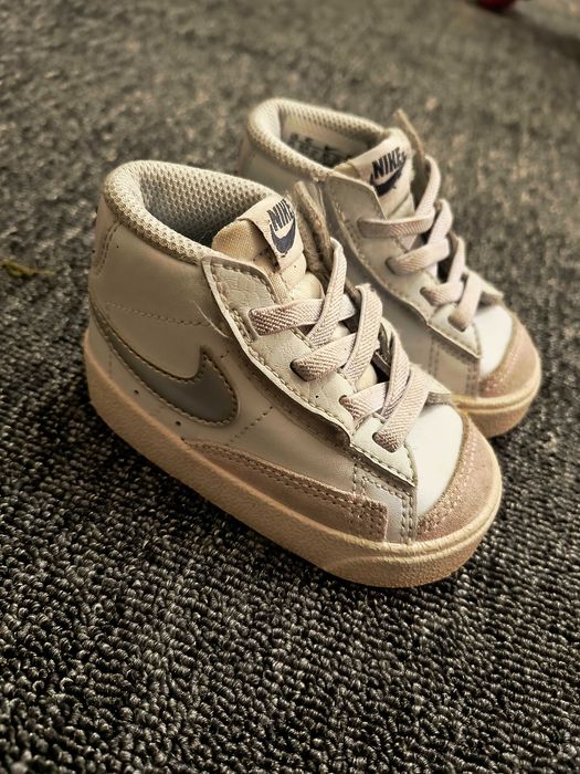 Buty NIKE r.19,5
