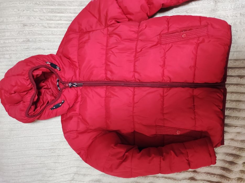 Продам зимнюю куртку на мальчика