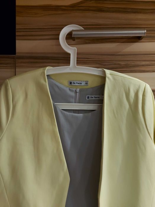 Torebka, buty, sukienka, żakiet, kostium