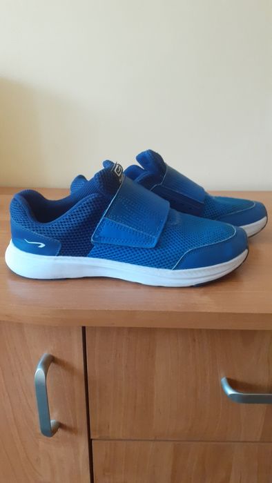 Buty chłopięce  sportowe r 38