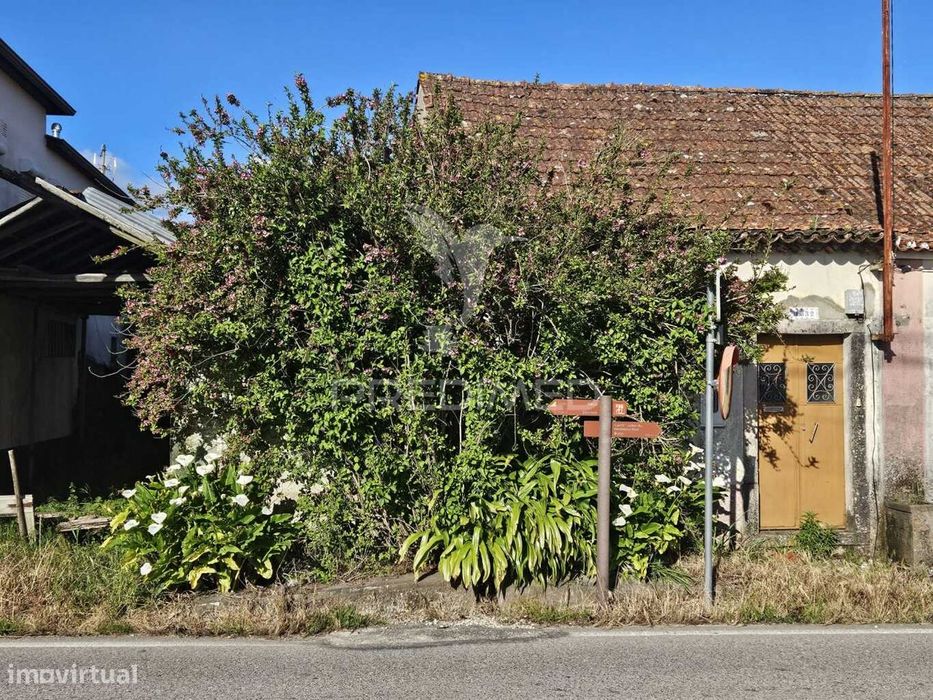 Casinha de campo para restaurar