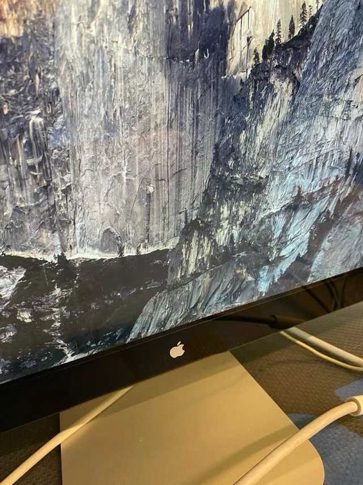 Monitor Apple Preto/Prata