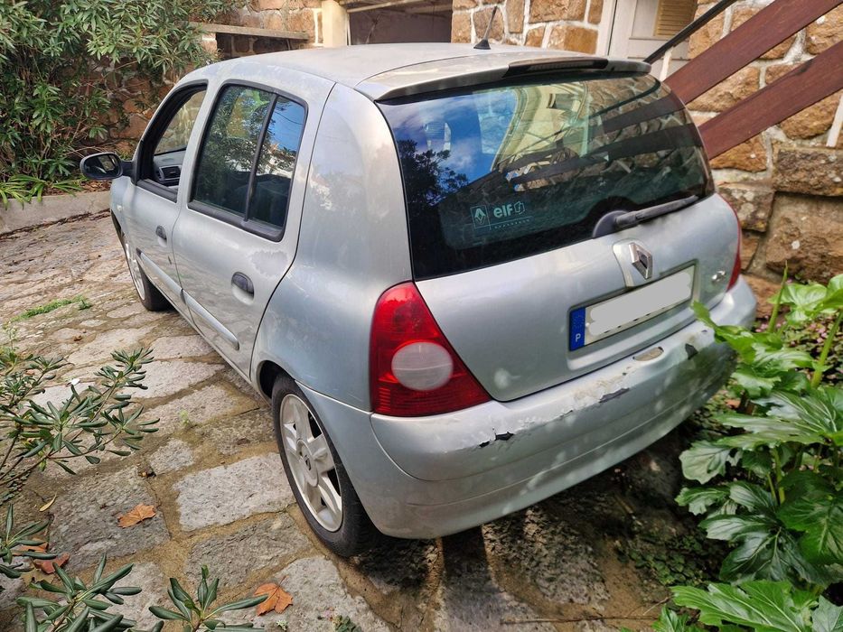 Renault Clio 2 1.2 16v