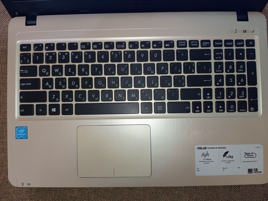 Ноутбук Asus R540S (Pentium N3710 - 4 ядра/4 Гб RAM/256 Гб SSD)