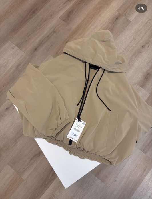 Бомбер Zara