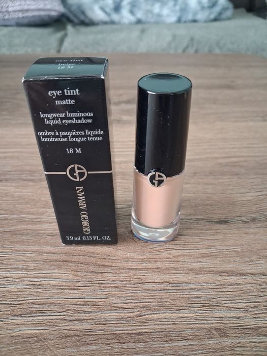 Cień kremowy giorgio armani  beige 18 M
