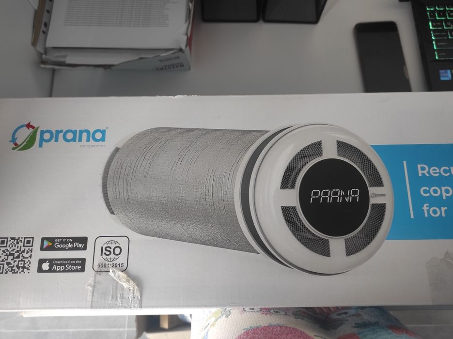 Децентралізована приливної-витяжна система вентиляції з рекуперацією