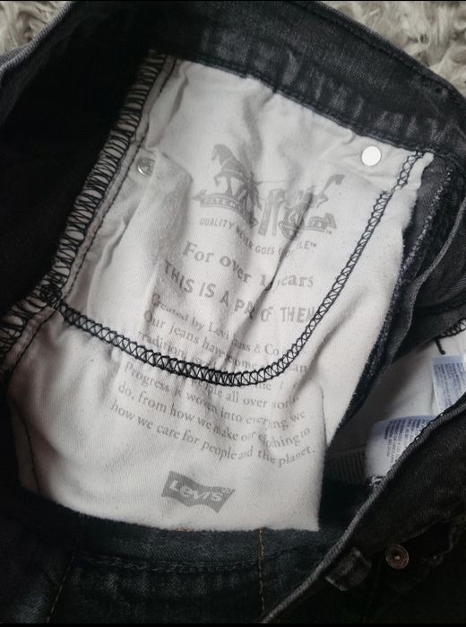 Spodnie damskie jeans skinny Levis W28 L32 stan bardzo dobry
