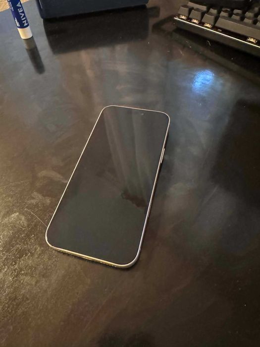 APPLE iPhone 17 Pro Max 5G 1TB 6.9" 120Hz Srebrny. Jak nowy! Aktywna Gwarancja!